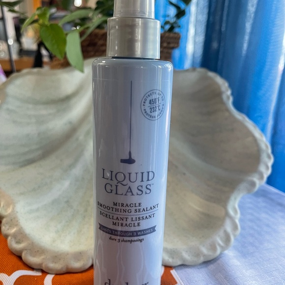 🍃Liquid Glass Miracle Smoothing Sealant🍃 - Picture 2 of 3